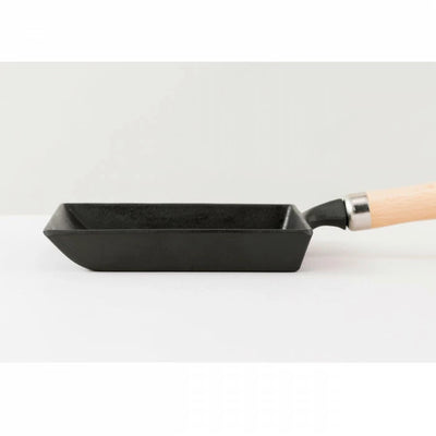 Iwachu Tamagoyaki Pan 18 x15cm Cast Iron Nambu Tekki